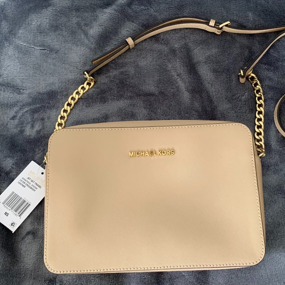 Michael Kors Jet Set Travel Crossbody – Oyster